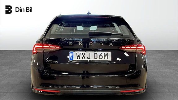 Skoda Octavia 5 of 12