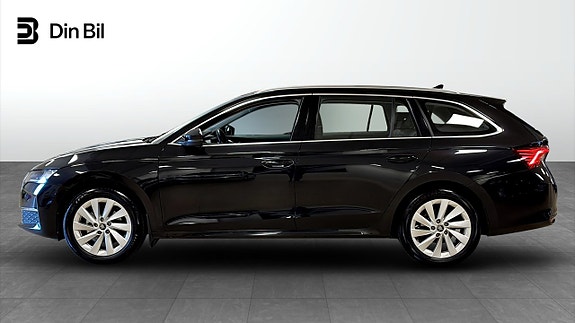 Skoda Octavia 2 of 12