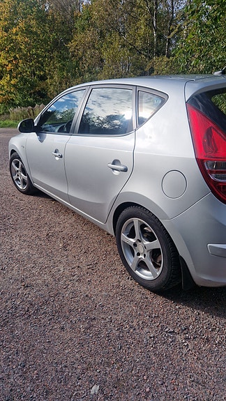 Hyundai i30 5 of 8