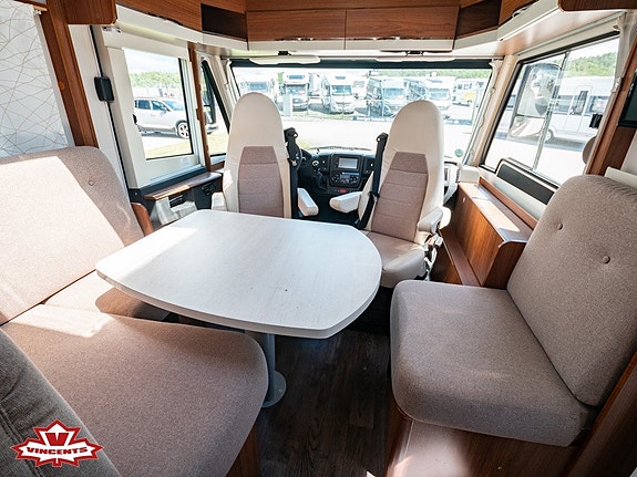 Eura Mobil IL 720 QB *Queenbädd *Solcell *ALDE 2 of 20