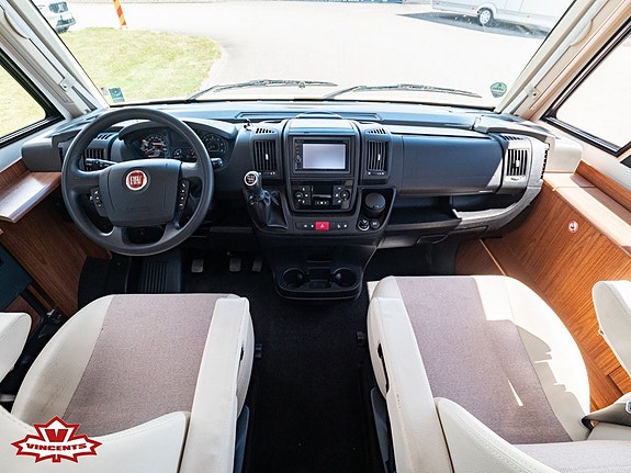 Eura Mobil IL 720 QB *Queenbädd *Solcell *ALDE 16 of 20