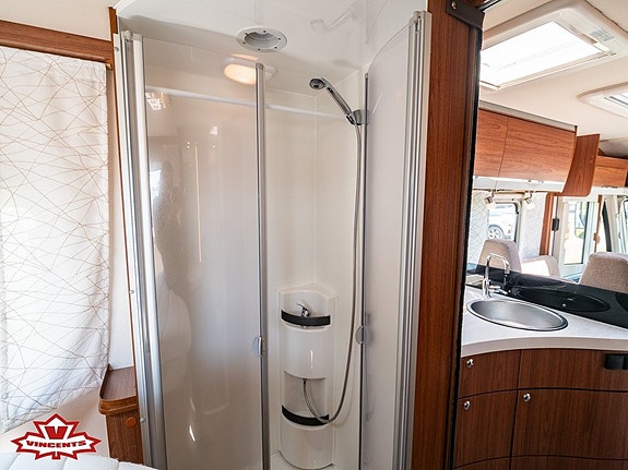 Eura Mobil IL 720 QB *Queenbädd *Solcell *ALDE 7 of 20