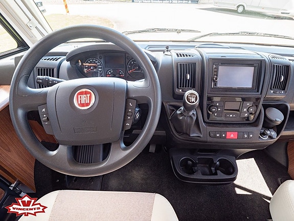 Eura Mobil IL 720 QB *Queenbädd *Solcell *ALDE 17 of 20
