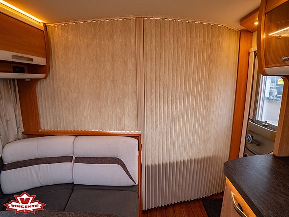 Knaus Südwind 580 *Barnkammare 9 of 18