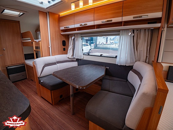 Knaus Südwind 580 *Barnkammare 3 of 18