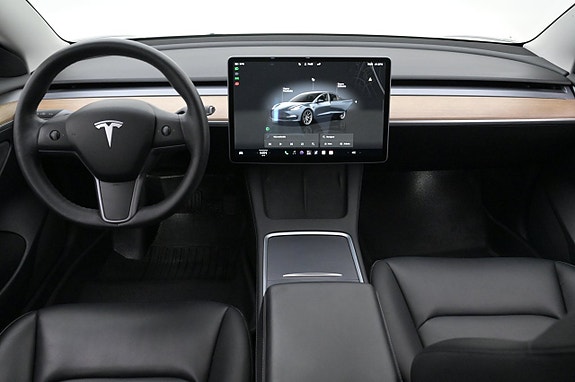 Tesla Model 3 6 of 27
