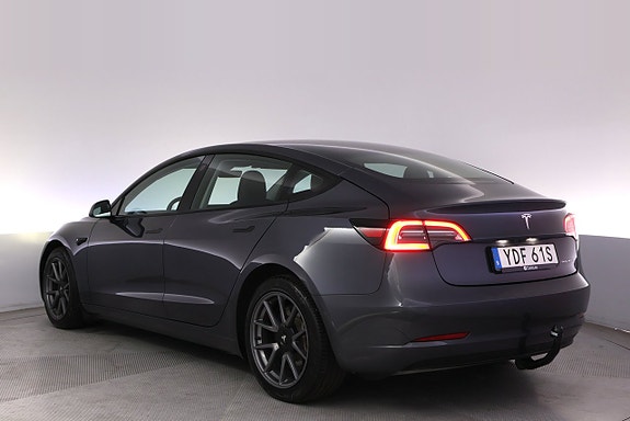 Tesla Model 3 4 of 27