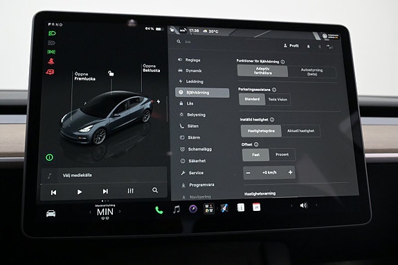 Tesla Model 3 15 of 27