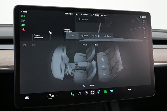 Tesla Model Y 21 of 27