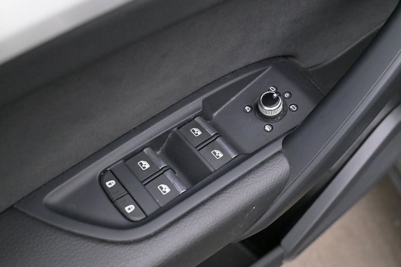 Audi Q5 12 of 27