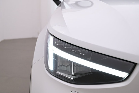 Volvo XC40 26 of 27