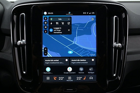 Volvo XC40 16 of 27