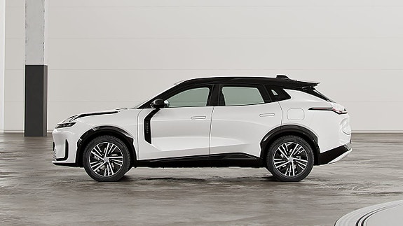 Lynk & Co 08 2 of 11