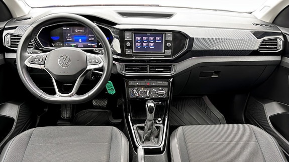 Volkswagen T-Cross 10 of 12