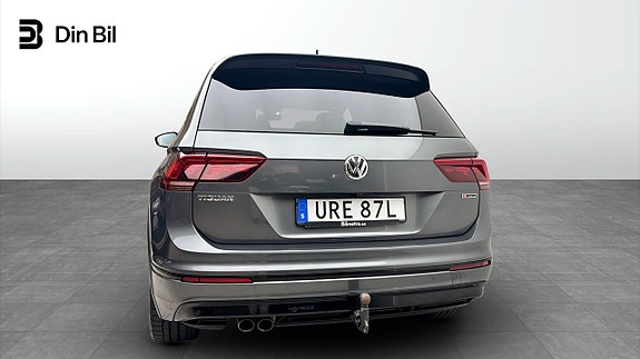Volkswagen Tiguan 5 of 12