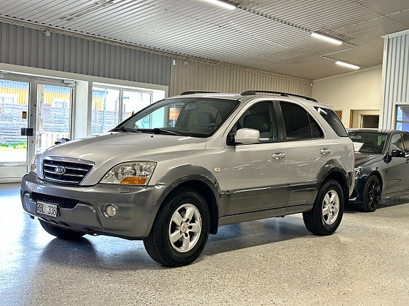 Kia Sorento 14 of 28