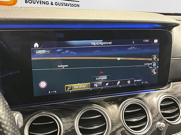 Mercedes-Benz E300 18 of 21