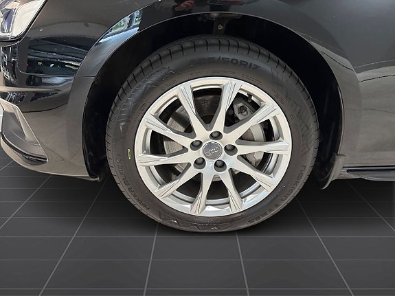 Audi A4 17 of 30