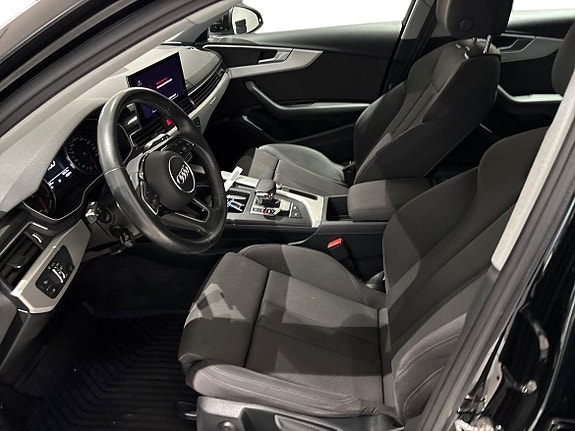 Audi A4 23 of 30
