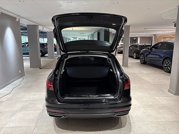 Audi A4 27 of 30