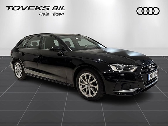 Audi A4 14 of 30
