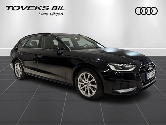 Audi A4 13 of 30