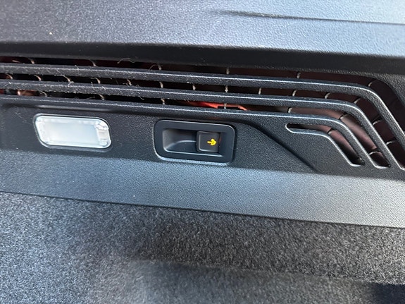Volkswagen ID.4 GTX 5 of 13