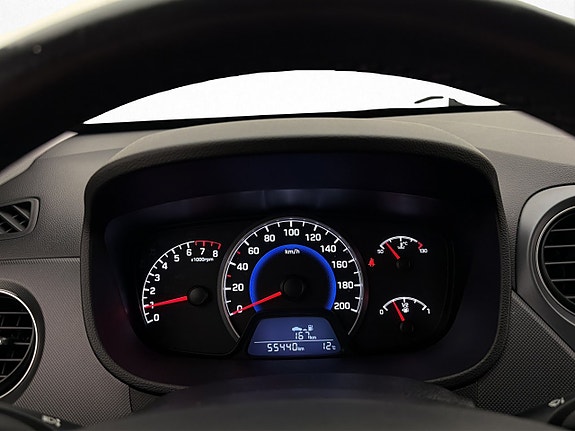 Hyundai i10 17 of 27