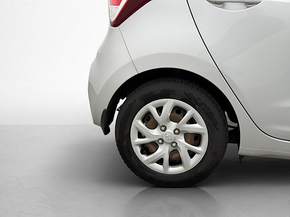 Hyundai i10 26 of 27
