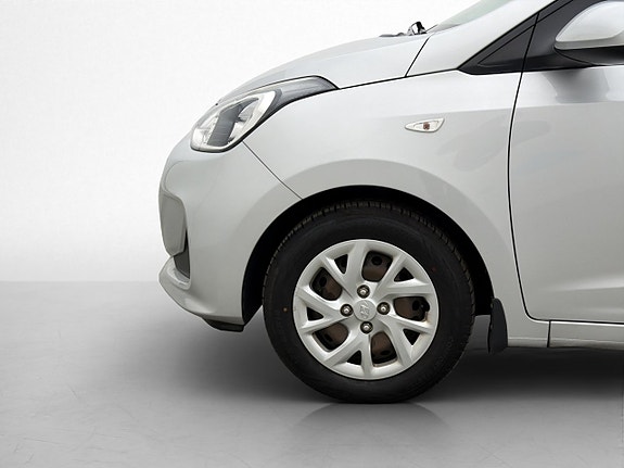 Hyundai i10 24 of 27