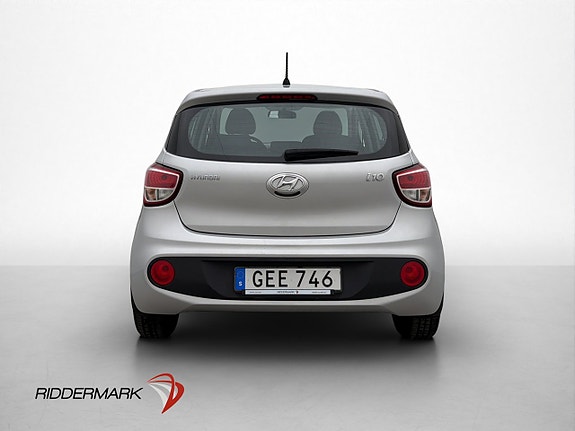 Hyundai i10 6 of 27