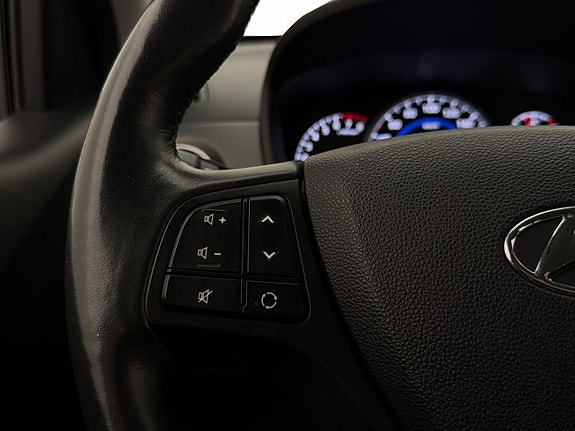 Hyundai i10 18 of 27