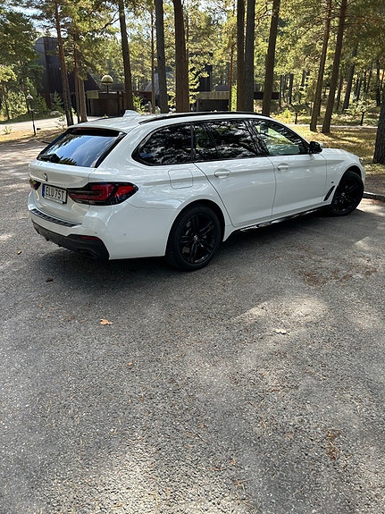 BMW 520d 3 of 27