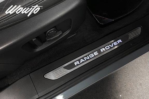 Land Rover Range Rover Evoque 16 of 26