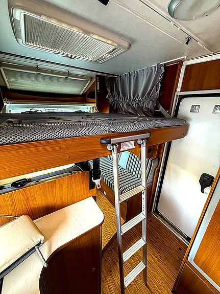 Carado T 348 AC / Solcell/ 4 bäddars / Dropdown bed 9 of 12
