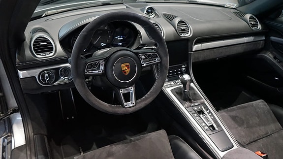 Porsche 718 Spyder 7 of 7