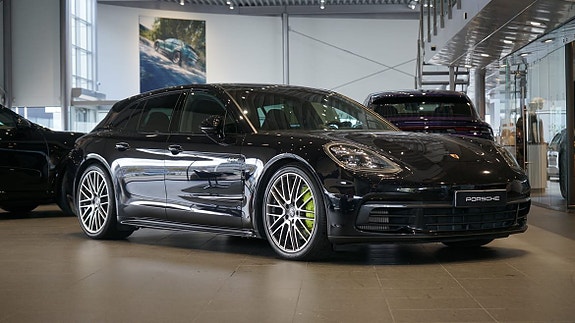 Porsche Panamera 4