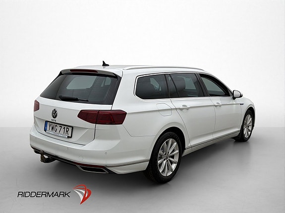 Volkswagen Passat 8 of 30