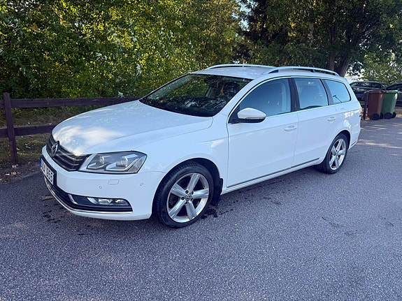 Volkswagen Passat 2 of 10
