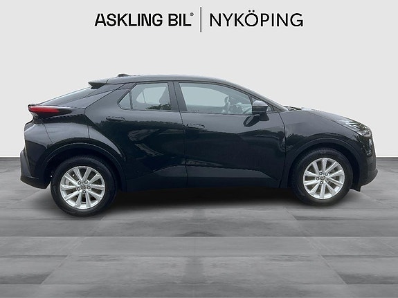 Toyota C-HR 11 of 11