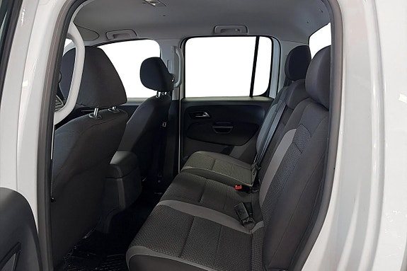 Volkswagen Amarok 10 of 17