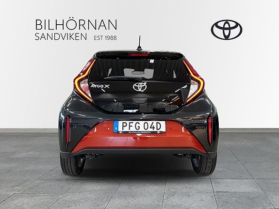 Toyota Aygo X 5 of 12