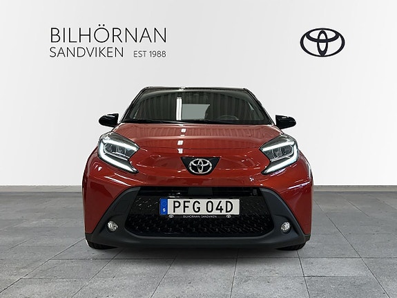 Toyota Aygo X 6 of 12