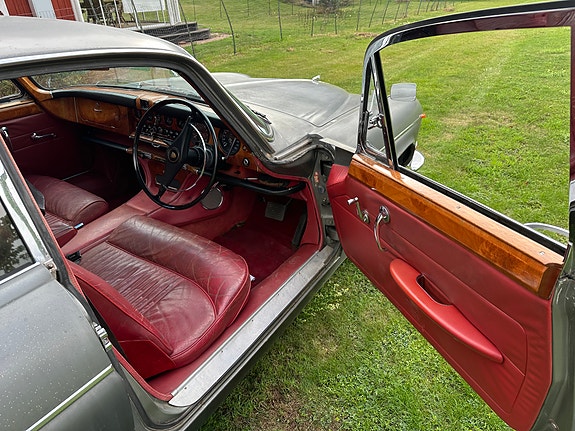 Jaguar 420 3 of 8