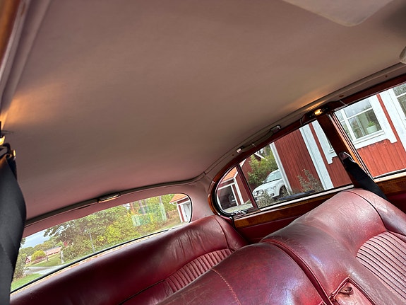 Jaguar 420 5 of 8