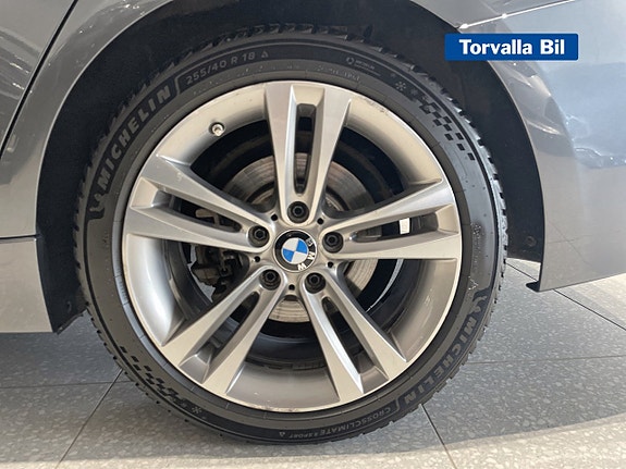 BMW 320d 15 of 17