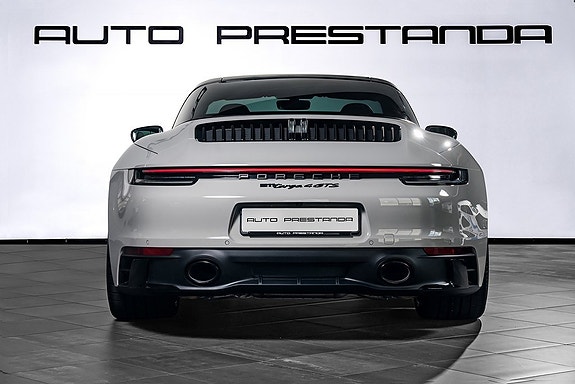 Porsche 911 4 of 30