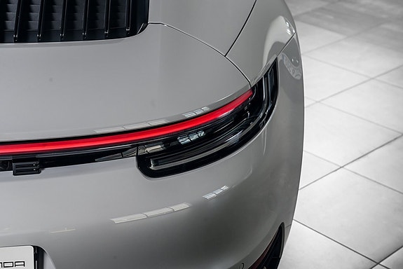 Porsche 911 9 of 30