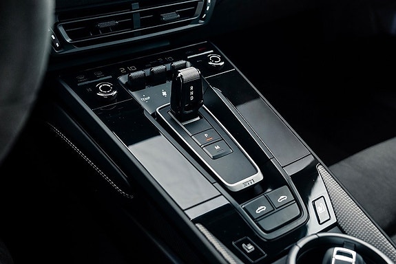 Porsche 911 26 of 30