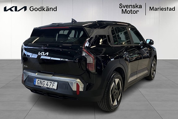 Kia EV3 4 of 17